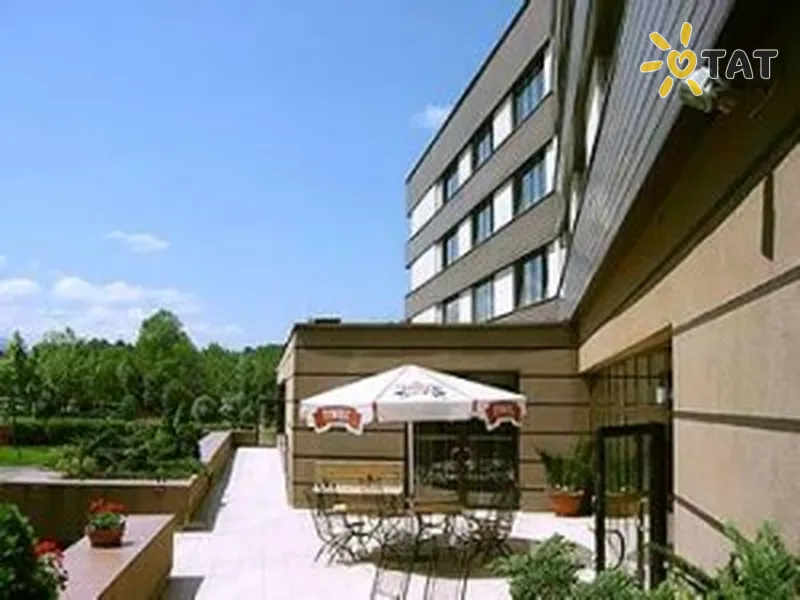 Фото отеля Helios Pension 2* Закопане Польща бари та ресторани