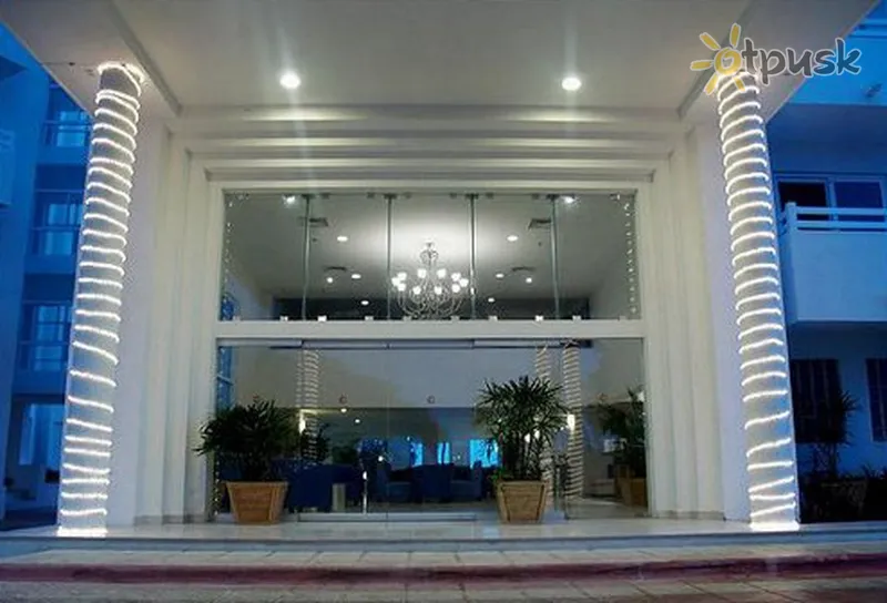 Фото отеля Holiday Inn Cancun Arenas 3* Канкун Мексика екстер'єр та басейни