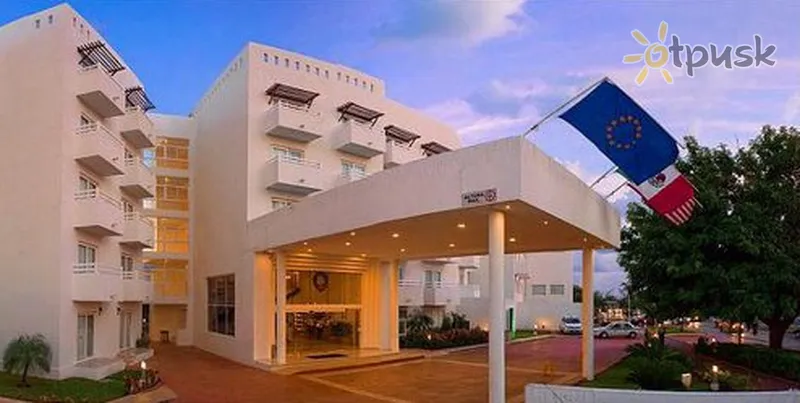 Фото отеля Holiday Inn Cancun Arenas 3* Канкун Мексика экстерьер и бассейны