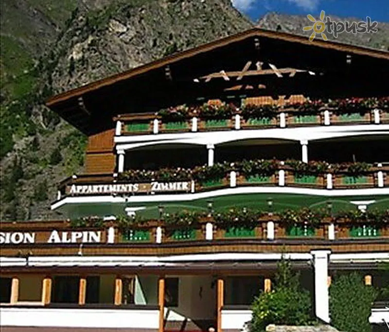 Фото отеля Pension Alpin 3* Pitztal Austrija išorė ir baseinai