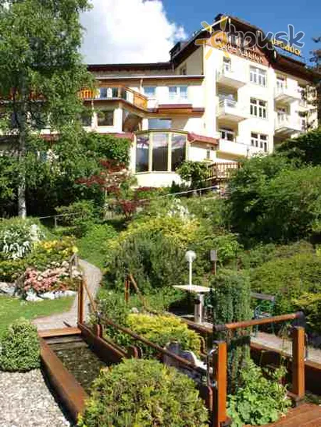 Фото отеля Alpenblick Hotel 3* Бад Гаштайн Австрия экстерьер и бассейны