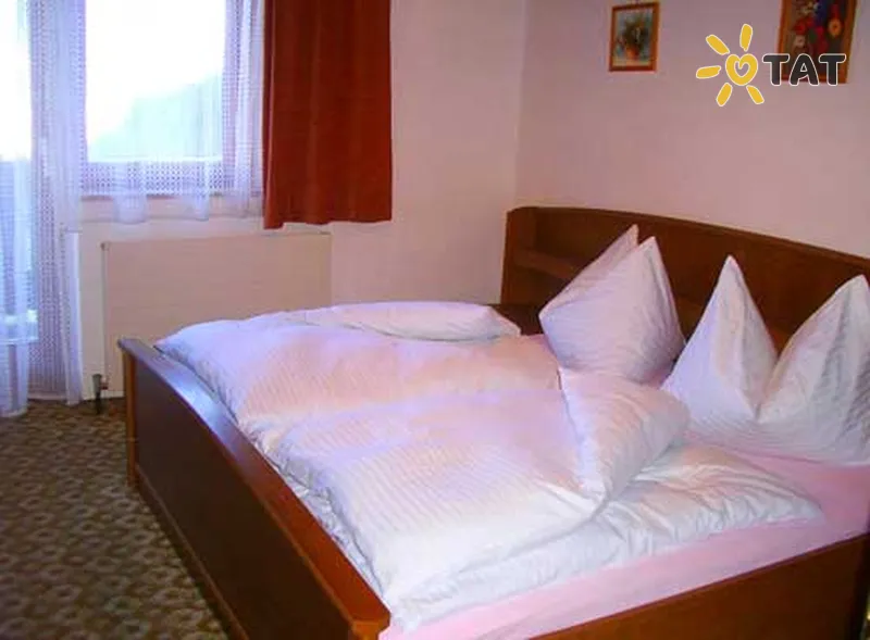 Фото отеля Gastehaus Schwab 3* Мета ам Зеї Австрія номери