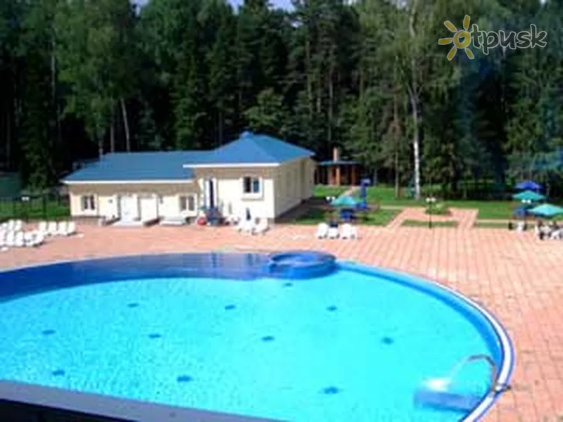 Фото отеля Лісові Поляни 3* Підмосков'я-Схід росія екстер'єр та басейни