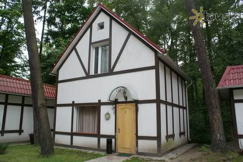 Фото отеля Три Девятки 3* Светлогорск россия экстерьер и бассейны