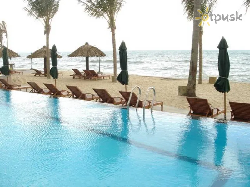 Фото отеля Dynasty Resort 3* Phan Thiet Vietnamas išorė ir baseinai