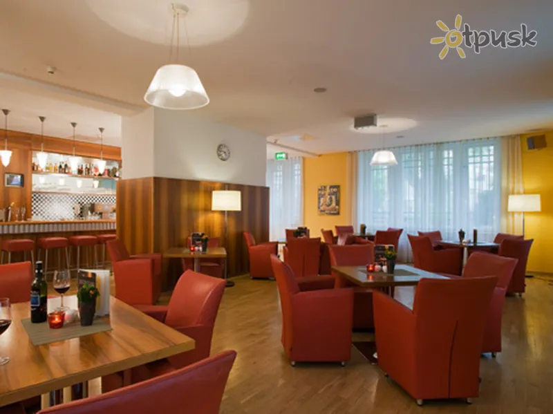 Фото отеля NH Belvedere 4* Вена Австрия бары и рестораны