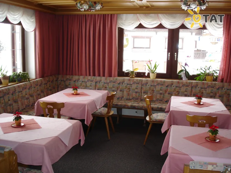 Фото отеля Pension Zangerl 3* Ішгль Австрія бари та ресторани