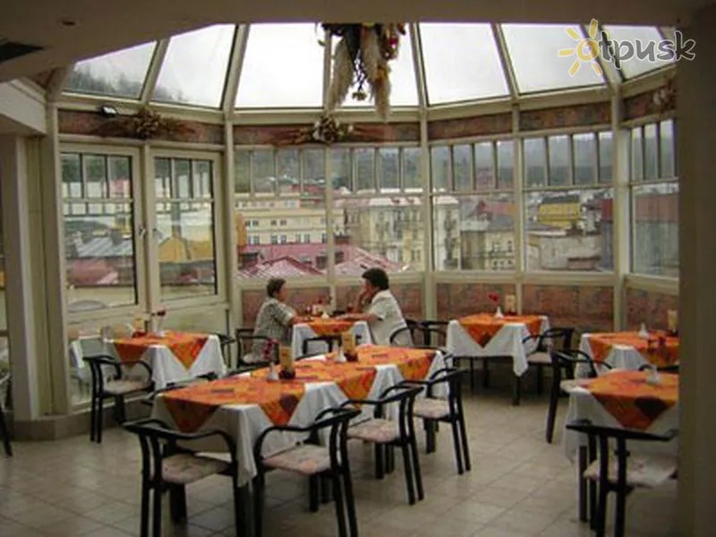 Фото отеля Flora 3* Маріанське-Лазне Чехія бари та ресторани