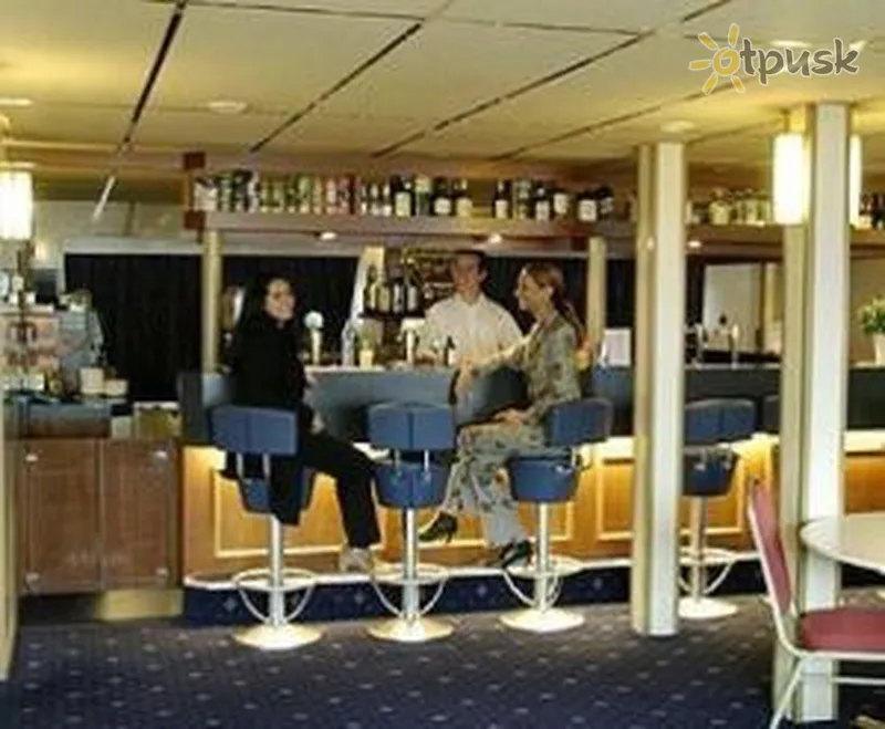 Фото отеля Amstel Botel 3* Амстердам Нідерланди бари та ресторани