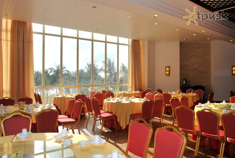 Фото отеля Shengyi Holiday Villa Hotel & Suites Sanya 5* о. Хайнань Китай бари та ресторани