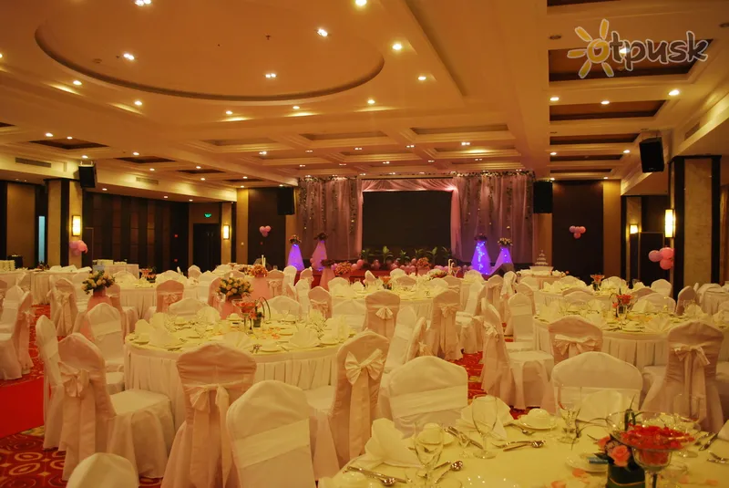 Фото отеля Shengyi Holiday Villa Hotel & Suites Sanya 5* о. Хайнань Китай інше