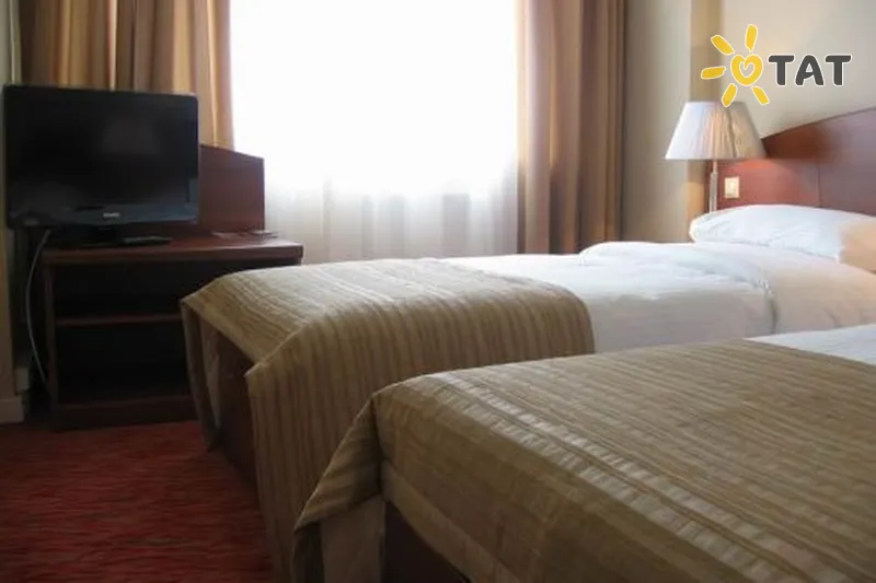 Фото отеля Максима Панорама 3* Москва росія номери