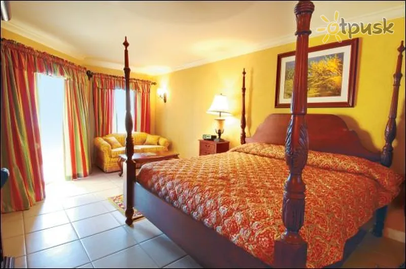 Фото отеля Sandals Whitehouse European Village & Spa 5* Негріл Ямайка номери