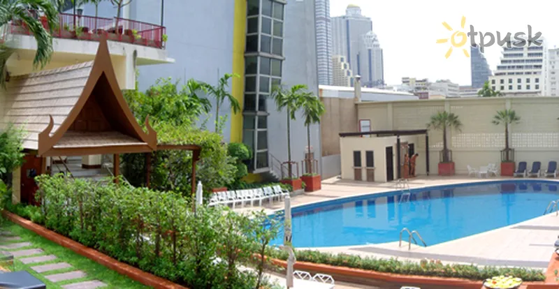 Фото отеля Narai Hotel 4* Бангкок Таиланд экстерьер и бассейны