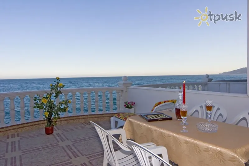 Фото отеля Гала 3* Jalta Krima bāri un restorāni