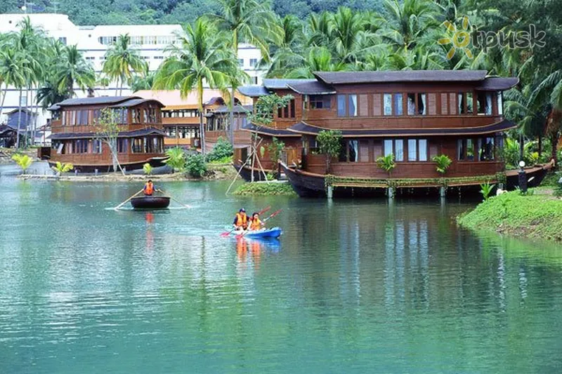 Фото отеля Aunchaleena Beach Front Resort 3* о. Чанг Таиланд экстерьер и бассейны