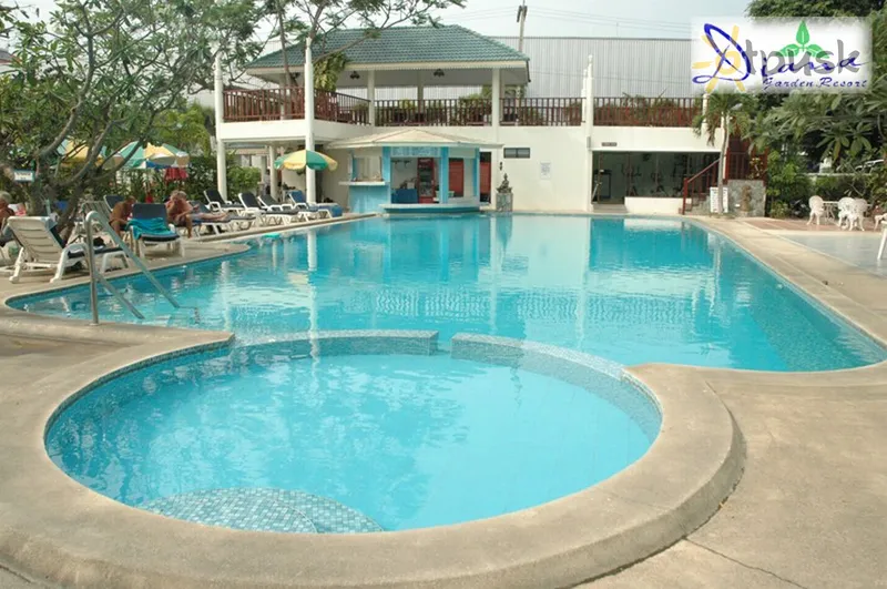 Фото отеля Diana Garden Resort 3* Pataja Tailandas išorė ir baseinai