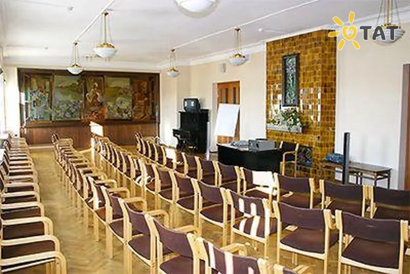 Фото отеля Жовтнева 4* Санкт-Петербург росія лобі та інтер'єр