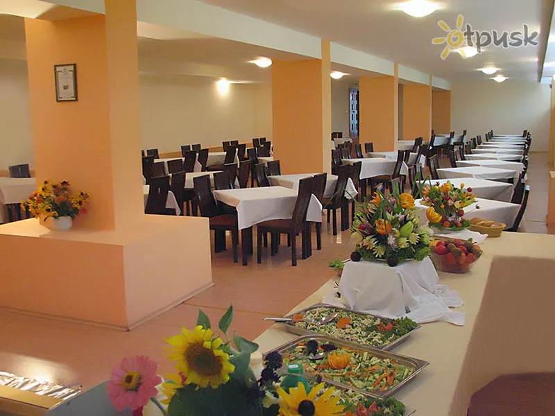 Фото отеля Зора 2* Auksinės smiltys Bulgarija barai ir restoranai