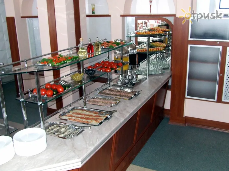Фото отеля Таврия 3* Simferopole Krima bāri un restorāni