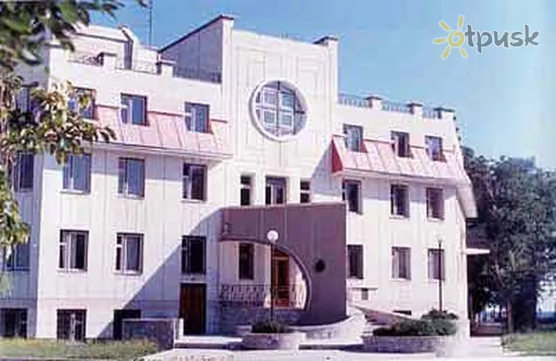 Фото отеля Орленок 2* Евпатория Крым экстерьер и бассейны
