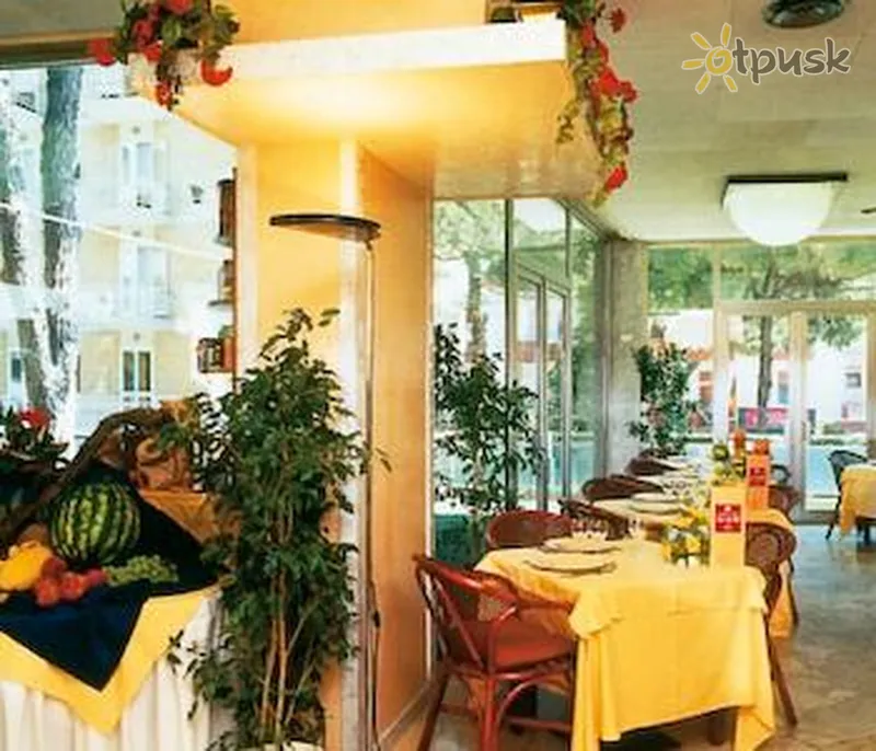 Фото отеля Tiberius Hotel 3* Riminis Italija barai ir restoranai