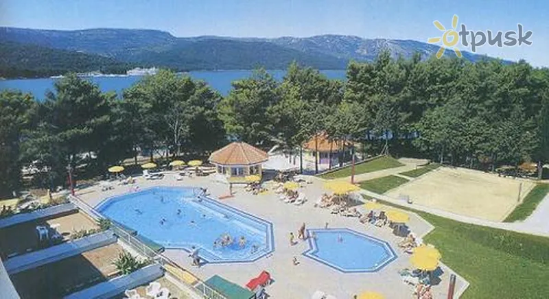 Фото отеля Lavanda 3* о. Хвар Хорватія екстер'єр та басейни