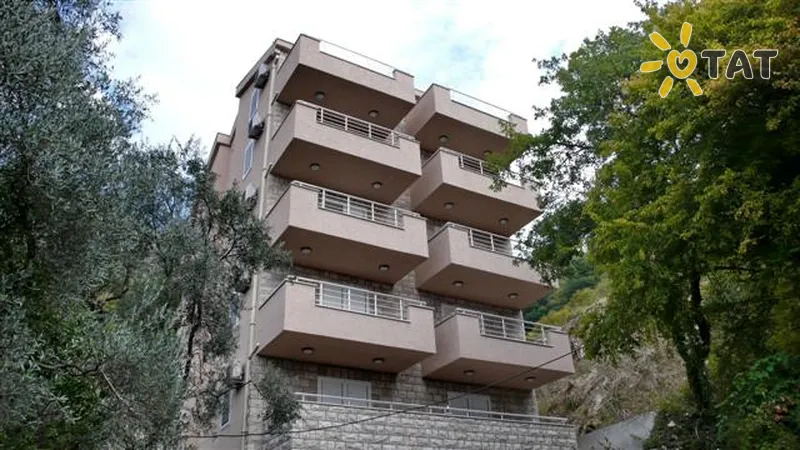 Фото отеля Sekvoya Villa 2* Рафаиловичи Черногория экстерьер и бассейны