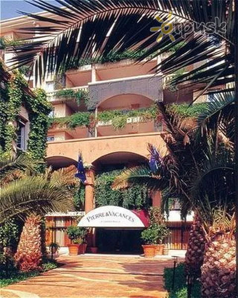 Фото отеля Pierre & Vacances Cannes Beach Residence 2* Канны Франция экстерьер и бассейны