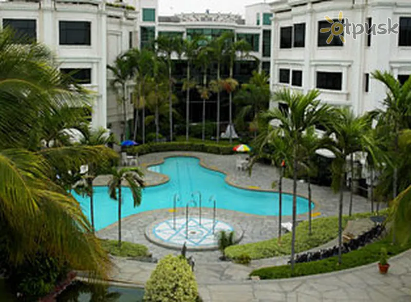 Фото отеля Le Royal Meridien Chennai 5* Ченнай Індія екстер'єр та басейни
