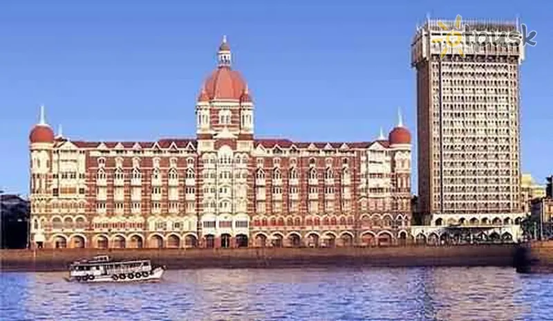 Фото отеля The Taj Mahal Palace & Tower 5* Бомбей (Мумбай) Індія екстер'єр та басейни