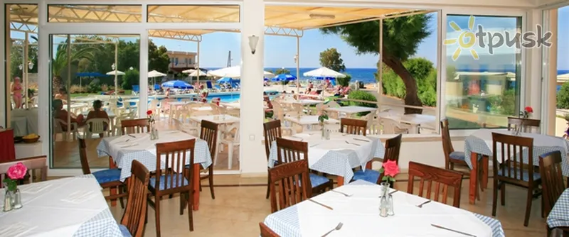 Фото отеля Cretan Filoxenia Beach Hotel 3* Kreta – Heraklionas Graikija barai ir restoranai