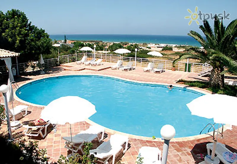 Фото отеля SimpleHotel Malievi 2* о. Крит – Іракліон Греція екстер'єр та басейни