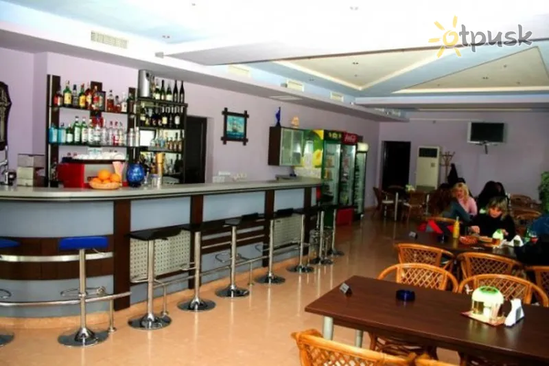 Фото отеля Лагун 2* Поморие Болгария бары и рестораны