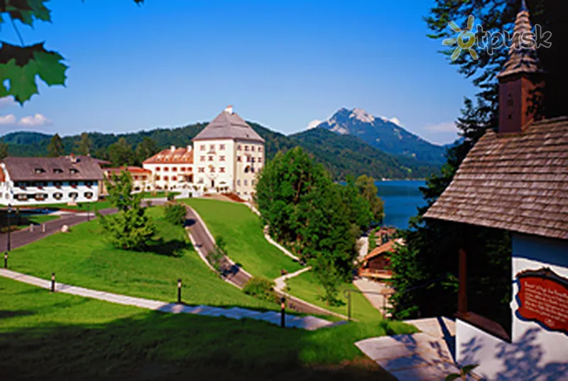 Фото отеля Schloss Fuschl 5* Зальцбург Австрия экстерьер и бассейны