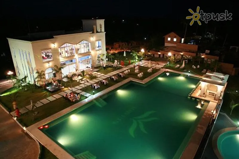 Фото отеля Boracay Grand Vista Resort & Spa 4* о. Боракай Філіппіни екстер'єр та басейни