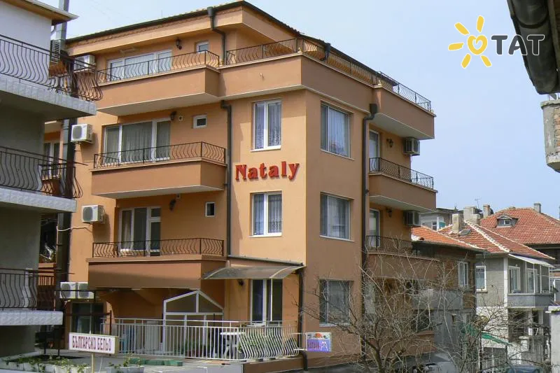 Фото отеля Наталі 3* Созопіль Болгарія екстер'єр та басейни