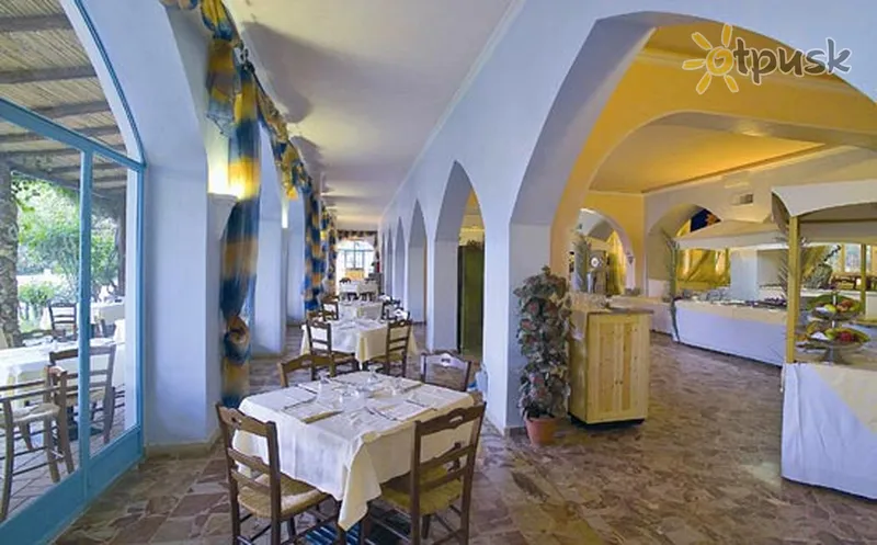 Фото отеля Falkensteiner Resort Capo Boi 5* apie. Sardinija Italija barai ir restoranai