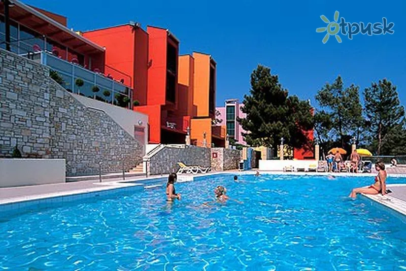 Фото отеля Albona Hotel & Residence 3* Rabakas Kroatija išorė ir baseinai