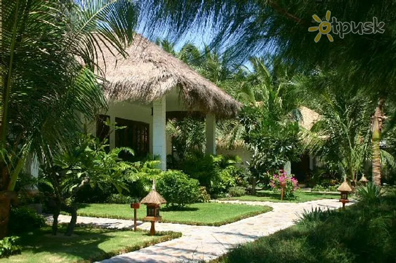 Фото отеля Cham Villas Resort 4* Фант'єт В'єтнам екстер'єр та басейни