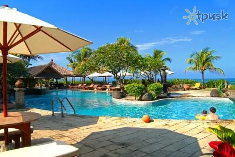 Фото отеля Grand Balisani Suites 4* Seminyakas (Balis) Indonezija išorė ir baseinai