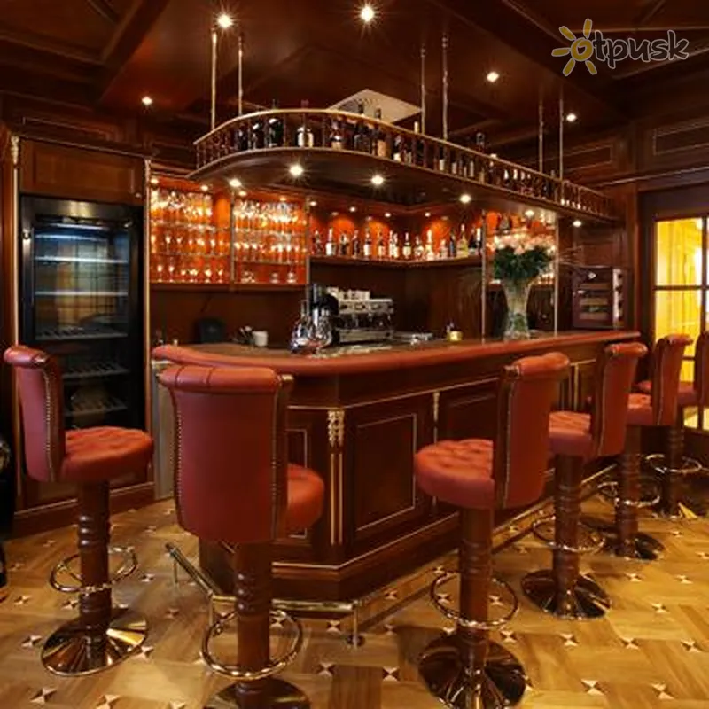 Фото отеля Best Western Premier Hotel Royal Palace 5* Прага Чехия бары и рестораны