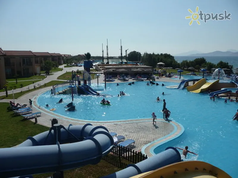 Фото отеля Aquis Marine Resort 4* par. Kos Grieķija akvaparks, slidkalniņi