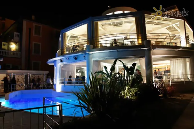 Фото отеля Hotel de la Plage 3* Лігурійське узбережжя Італія екстер'єр та басейни