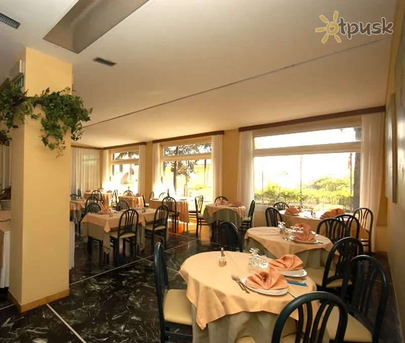 Фото отеля Garden Palace Hotel 3* Ligūrijas piekraste Itālija bāri un restorāni
