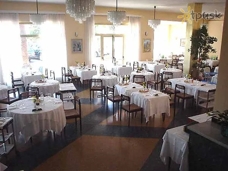 Фото отеля Grand Hotel Moroni 4* Лигурийское побережье Италия бары и рестораны