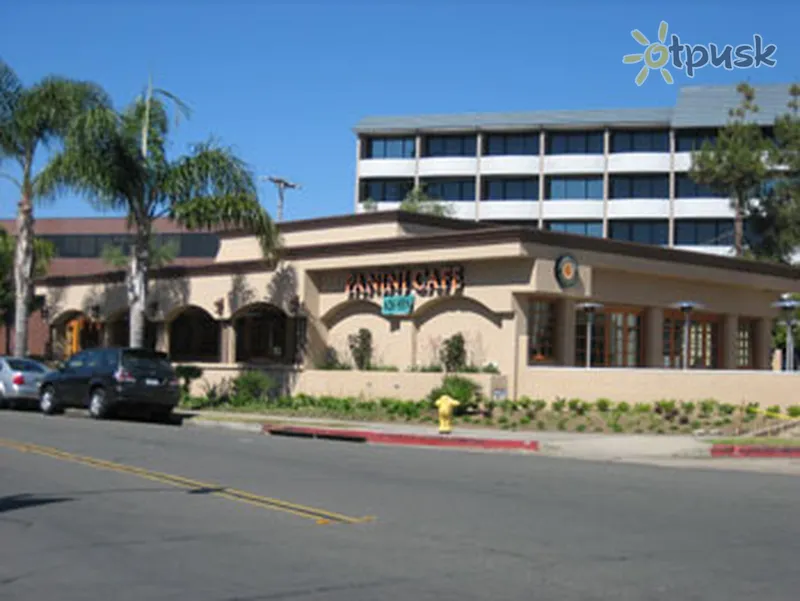 Фото отеля Best Western Inn by the Sea 3* Anaheimas JAV išorė ir baseinai
