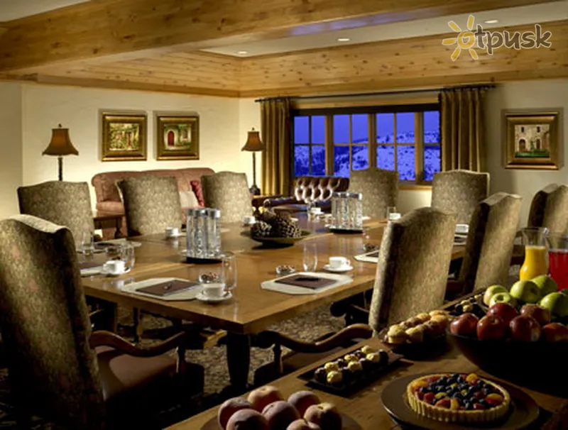 Фото отеля The Pines Lodge 4* Bebro upelis JAV barai ir restoranai