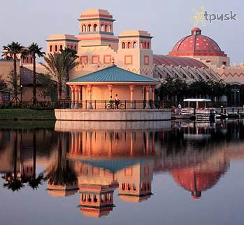Фото отеля Disney's Coronado Springs Resort 4* Орландо США экстерьер и бассейны