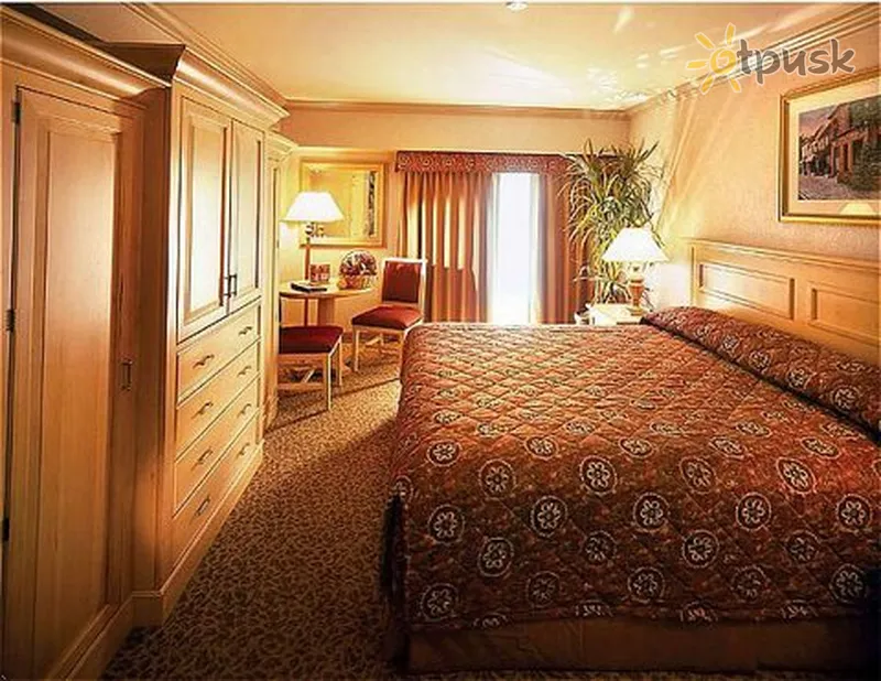 Фото отеля Harrah's Las Vegas Casino & Hotel 4* Лас-Вегас США номера